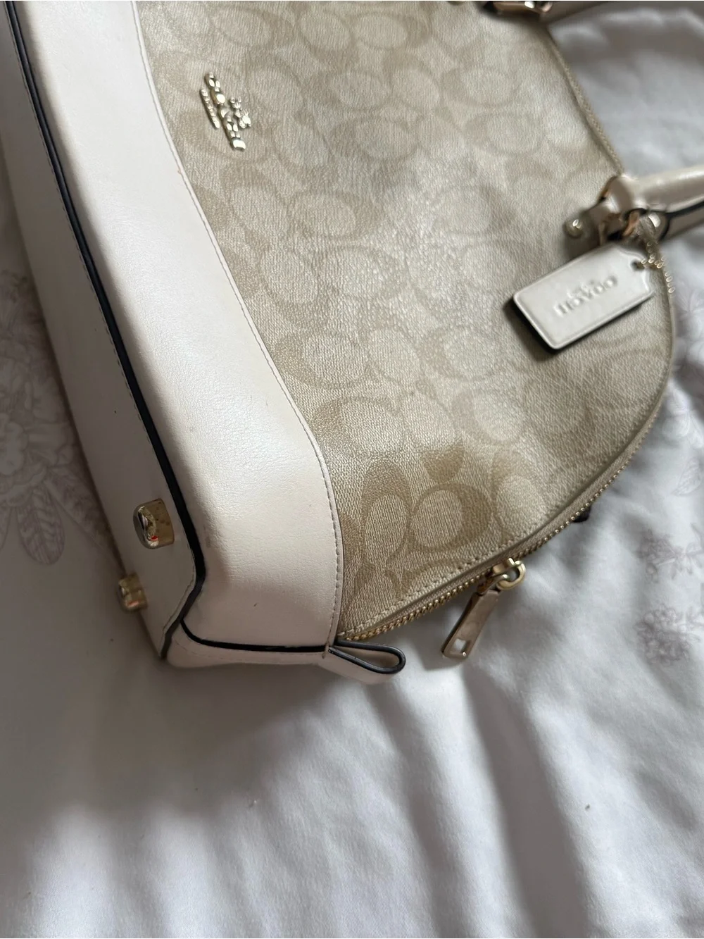 Coach Beige/White Signature Coated Canvas and Leather Sierra Satchel
